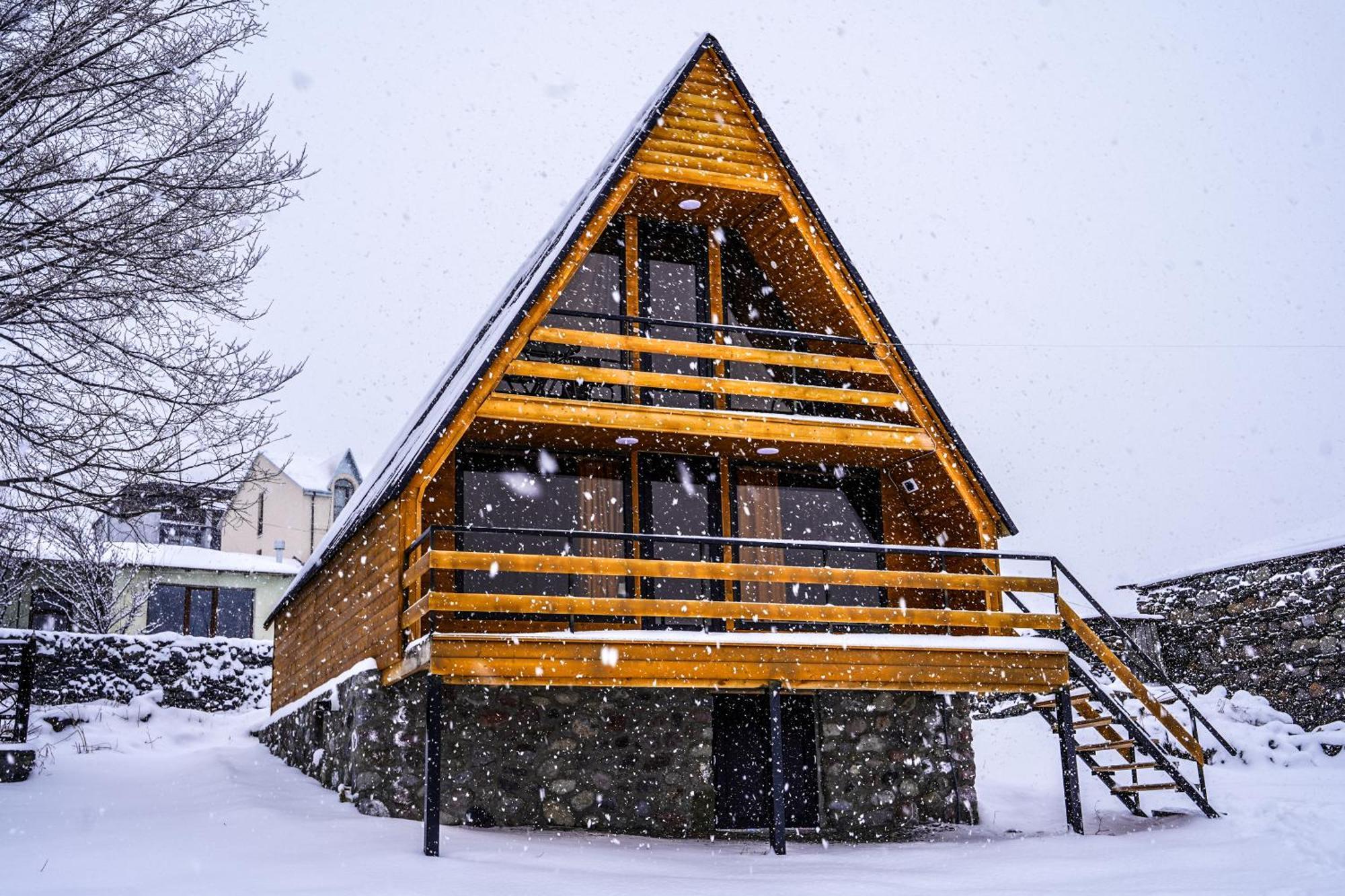 Khara Cottage Kazbegi Exterior photo