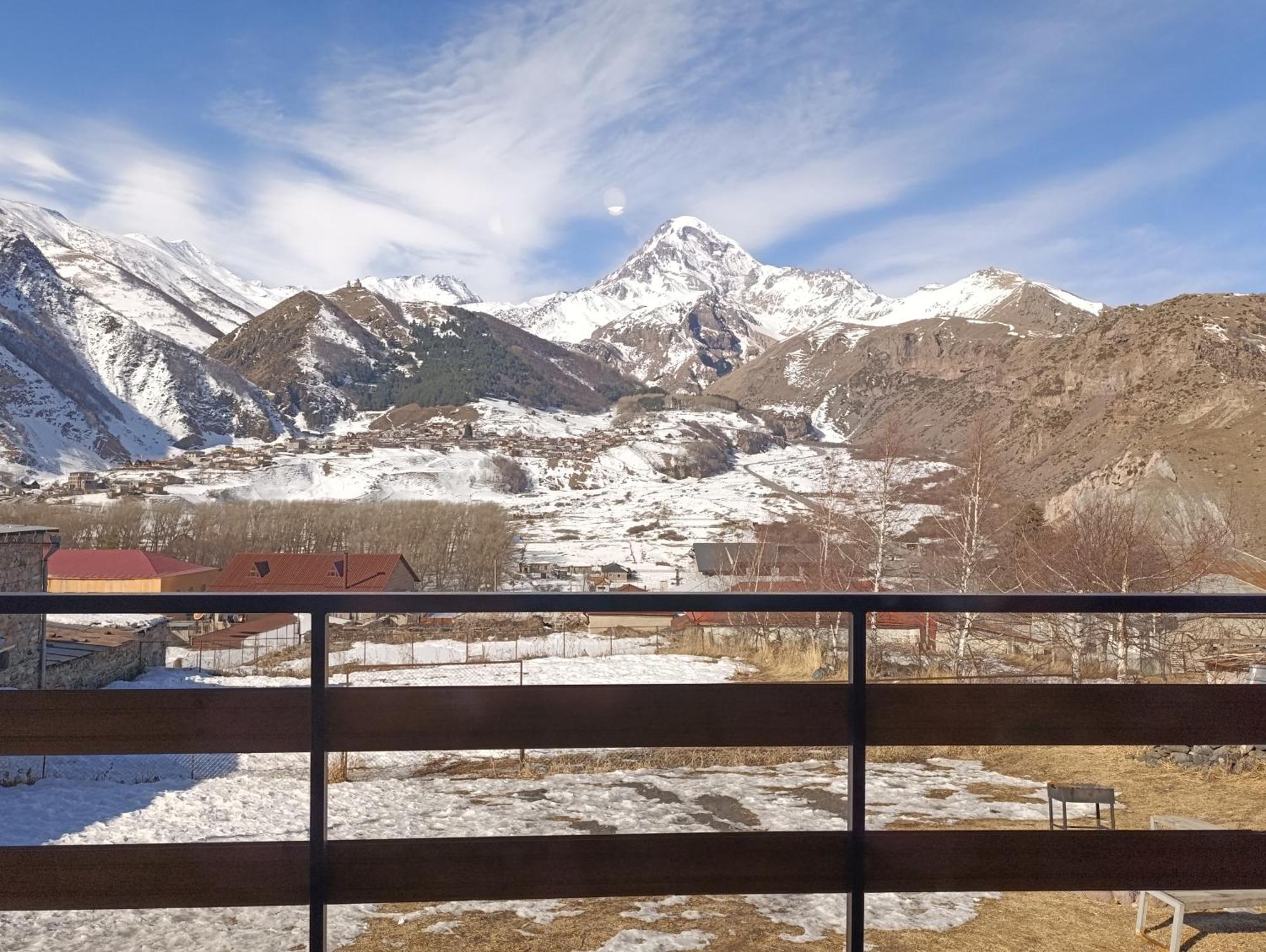 Khara Cottage Kazbegi Exterior photo